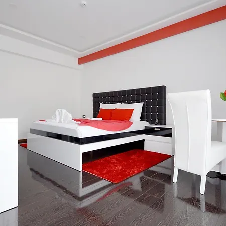 Pm Company * Mostar