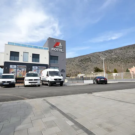 Pm Company Motel *